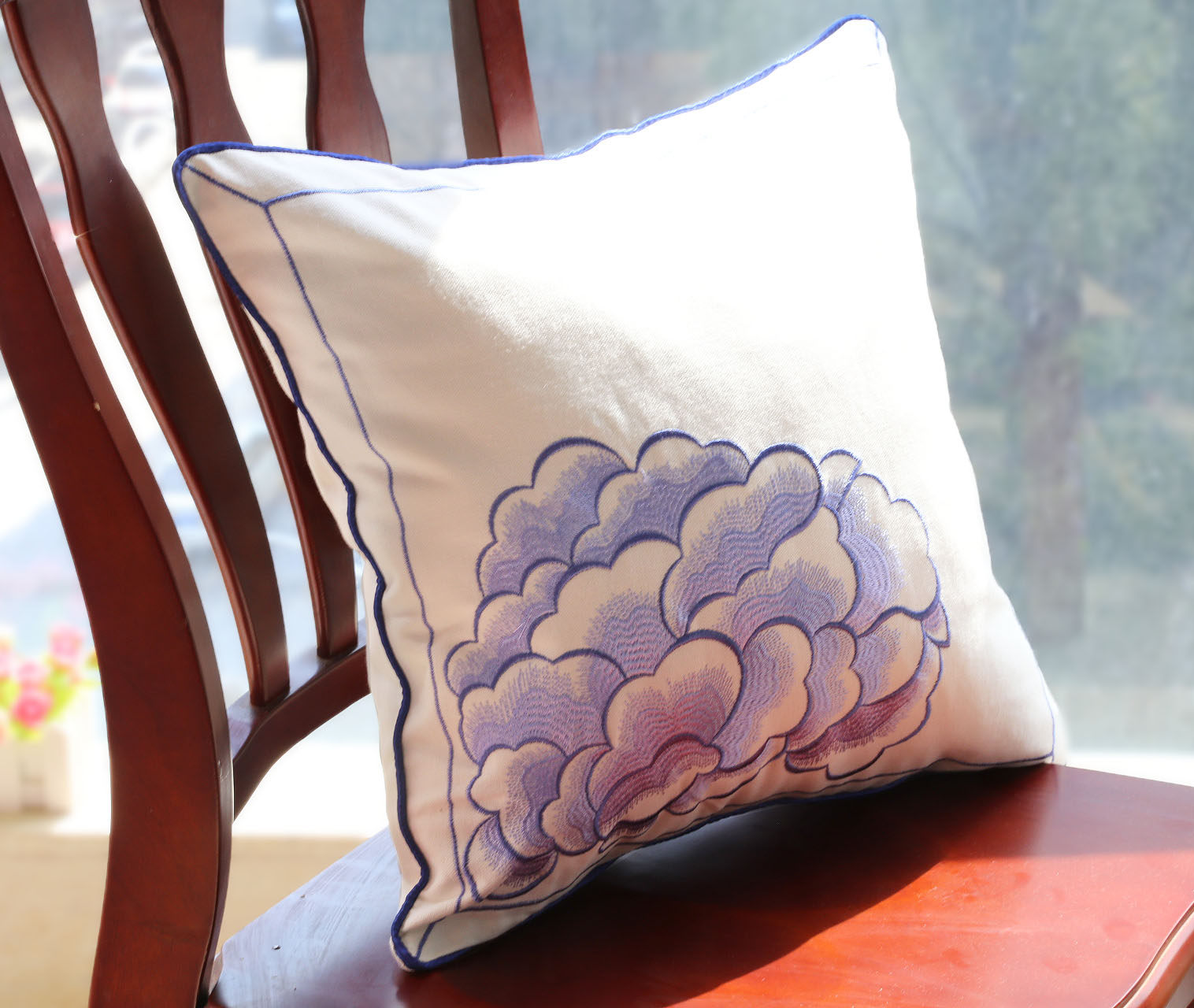 抱枕青花瓷十字绣沙发枕套含芯靠垫汽车靠背全棉靠垫