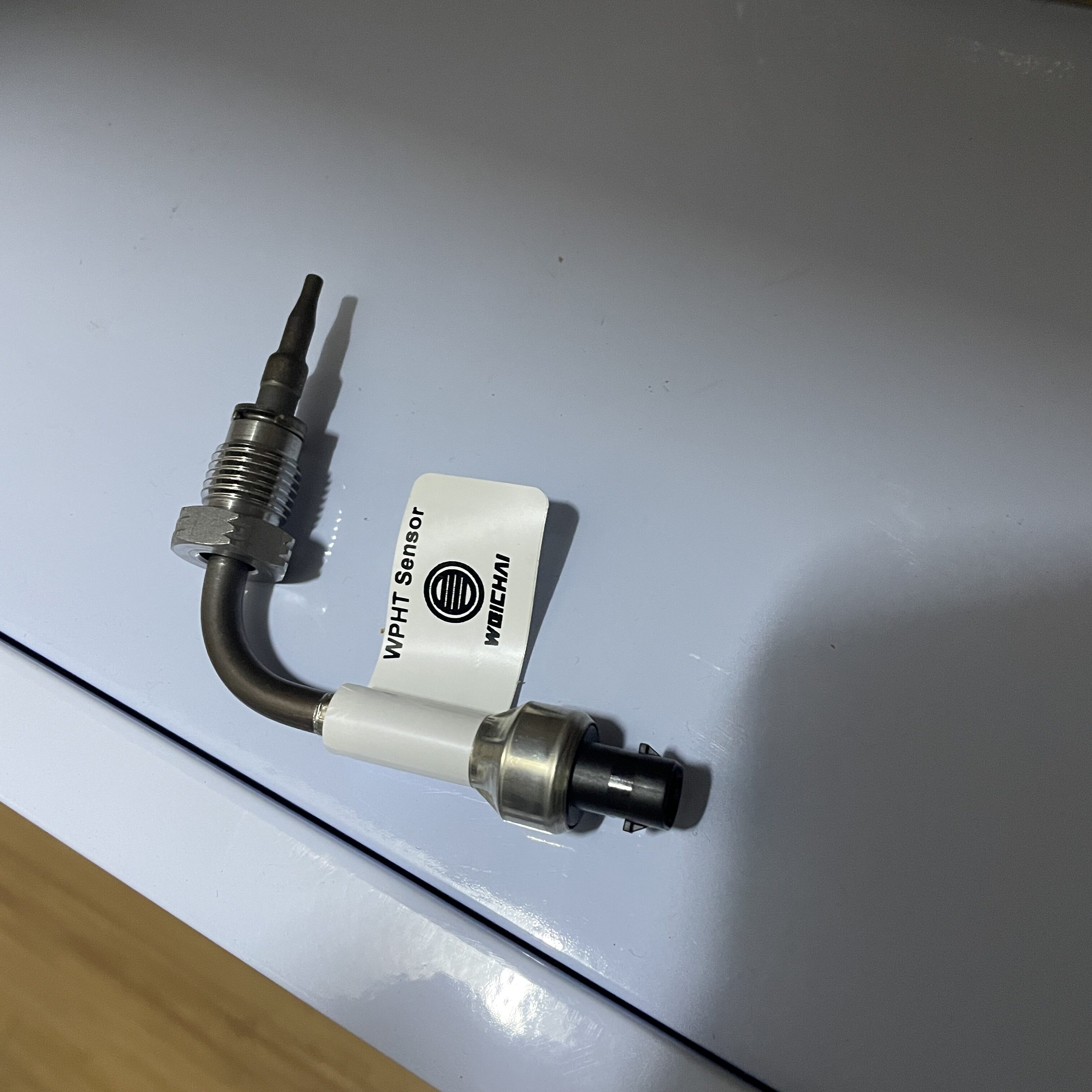 适配德龙欧曼潍柴排气温度传感器610800111168原厂全新汽车传感器