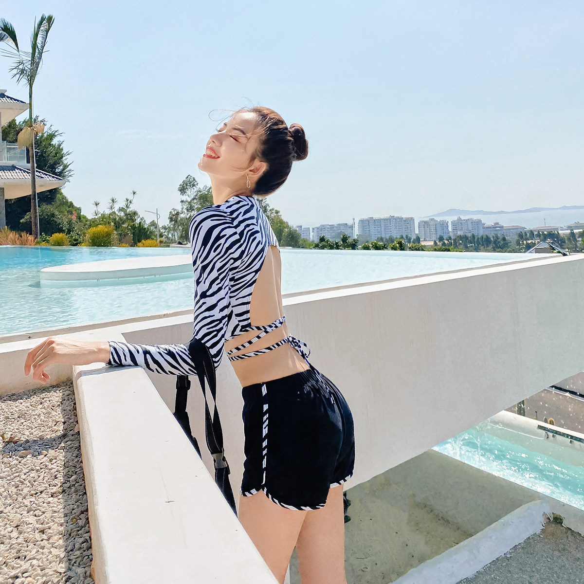 斑马泳衣ins性感显瘦露背长袖小胸平角三件分体泳衣