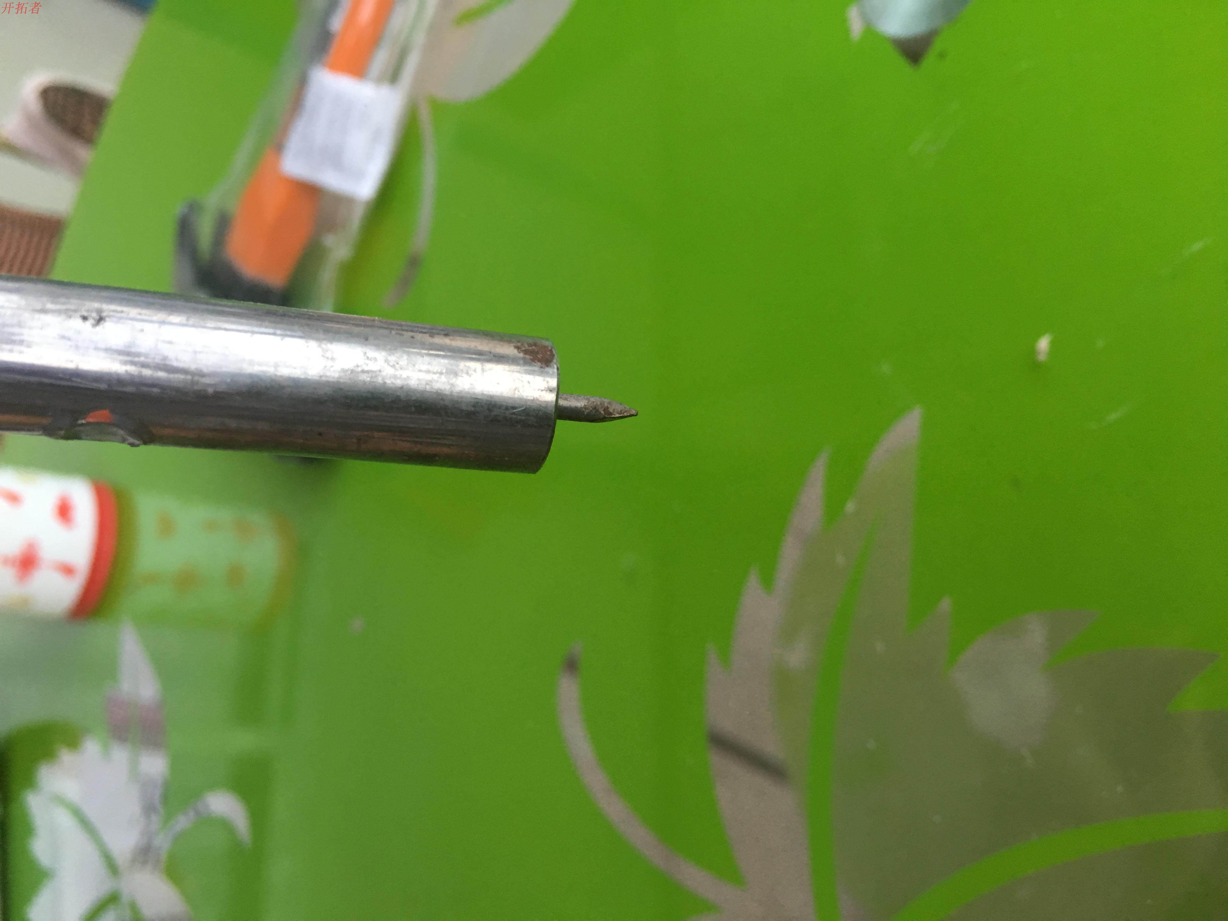 阴角枪 木工用阴角枪 木工阴角冲子 手动打钉枪 带磁性阴角枪