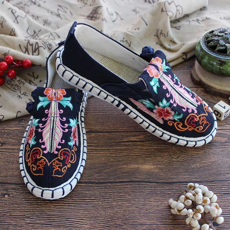 古风滇履衣族云南特色春夏季平底复古刺绣盘扣布鞋