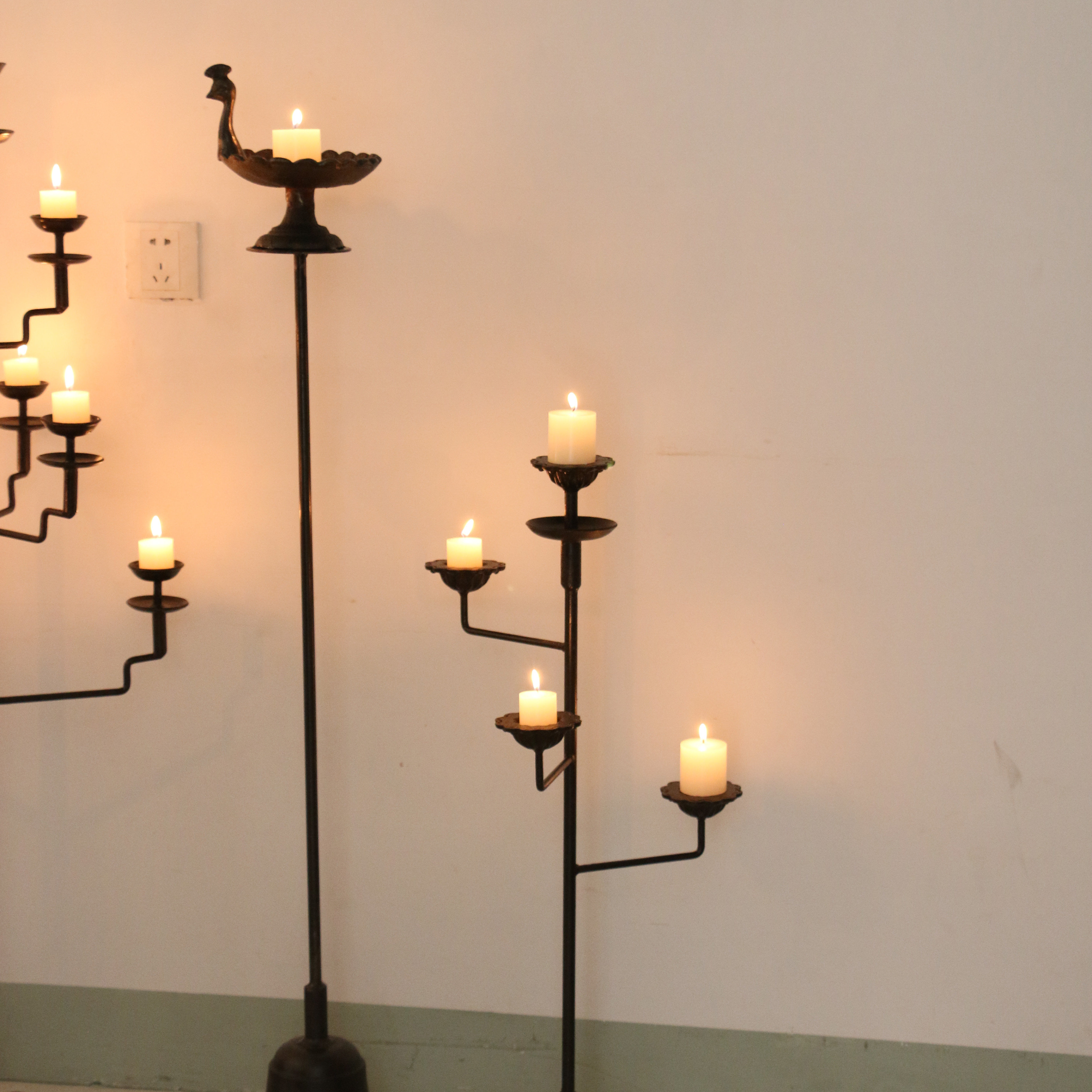 复古烛台中式仿古油灯莲花落地铁艺铸铁禅意烛台