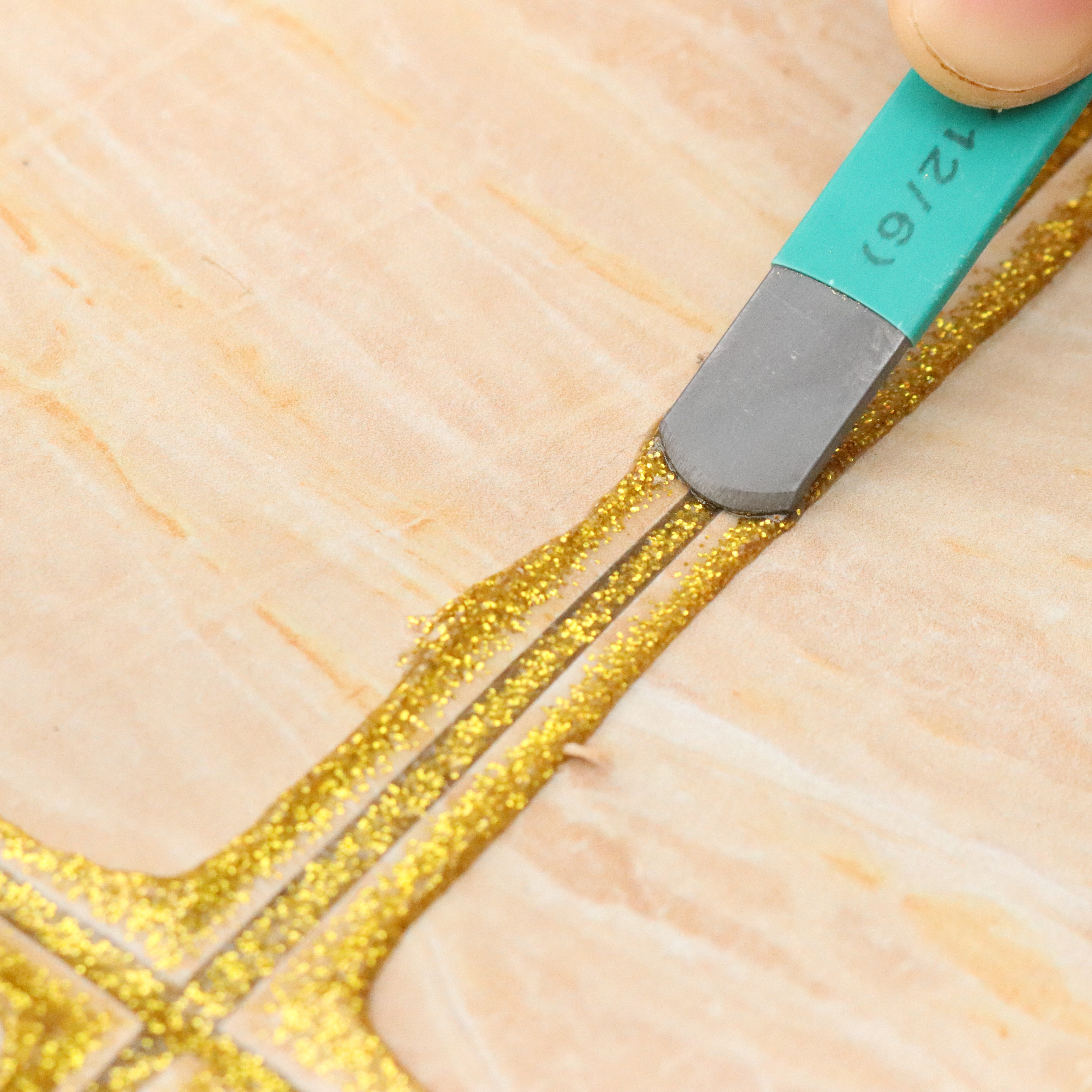 压缝片钨钢美缝剂施工工具瓷砖美逢压片全套专业勾缝剂