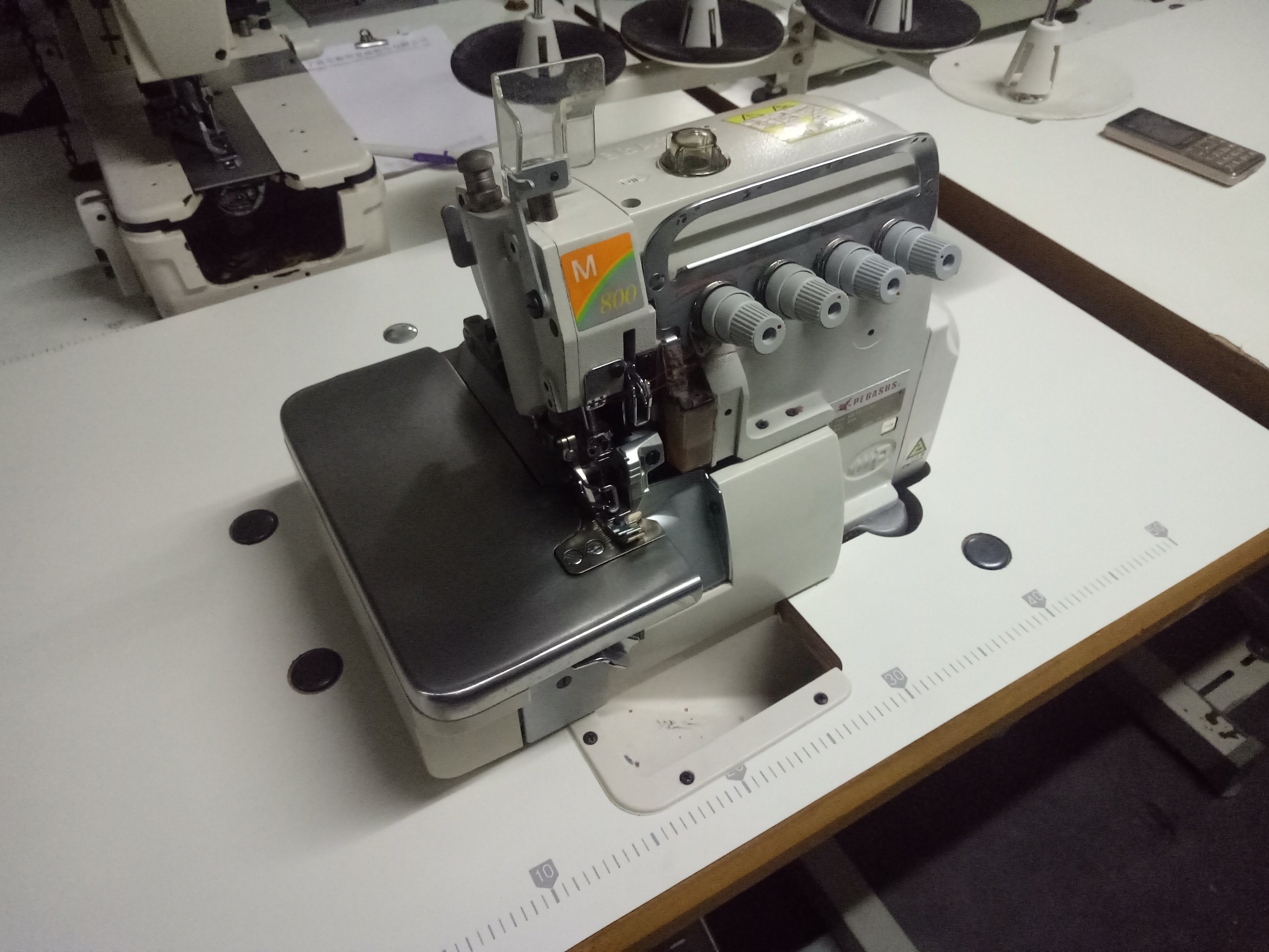 缝纫机飞马日本原装进口拷边车家家用二手手工业整套缝纫机