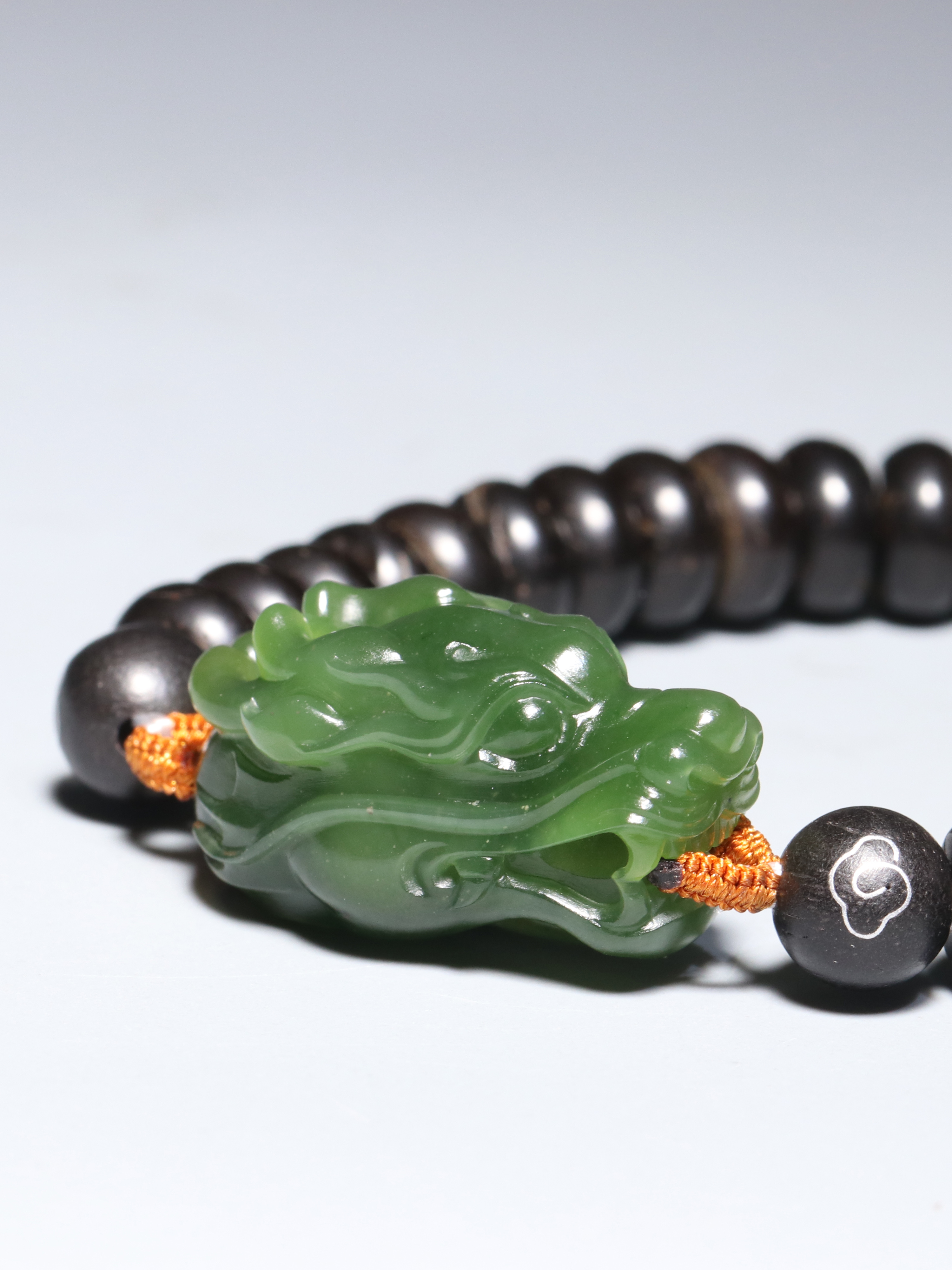 手牌菠菜绿惹石新疆和田玉籽龙首碧玉玉龙男女手饰