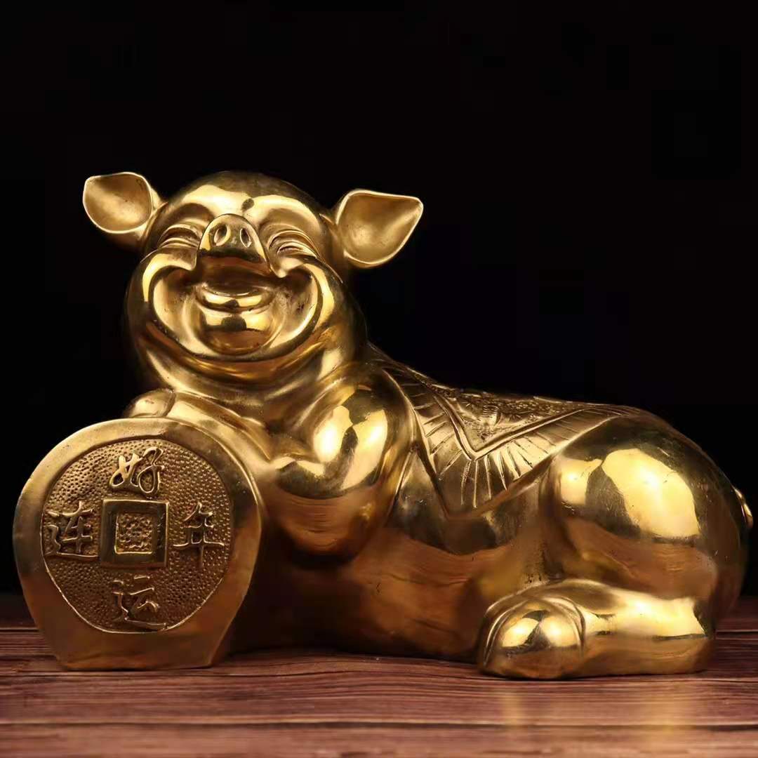 周大福金猪摆件图片