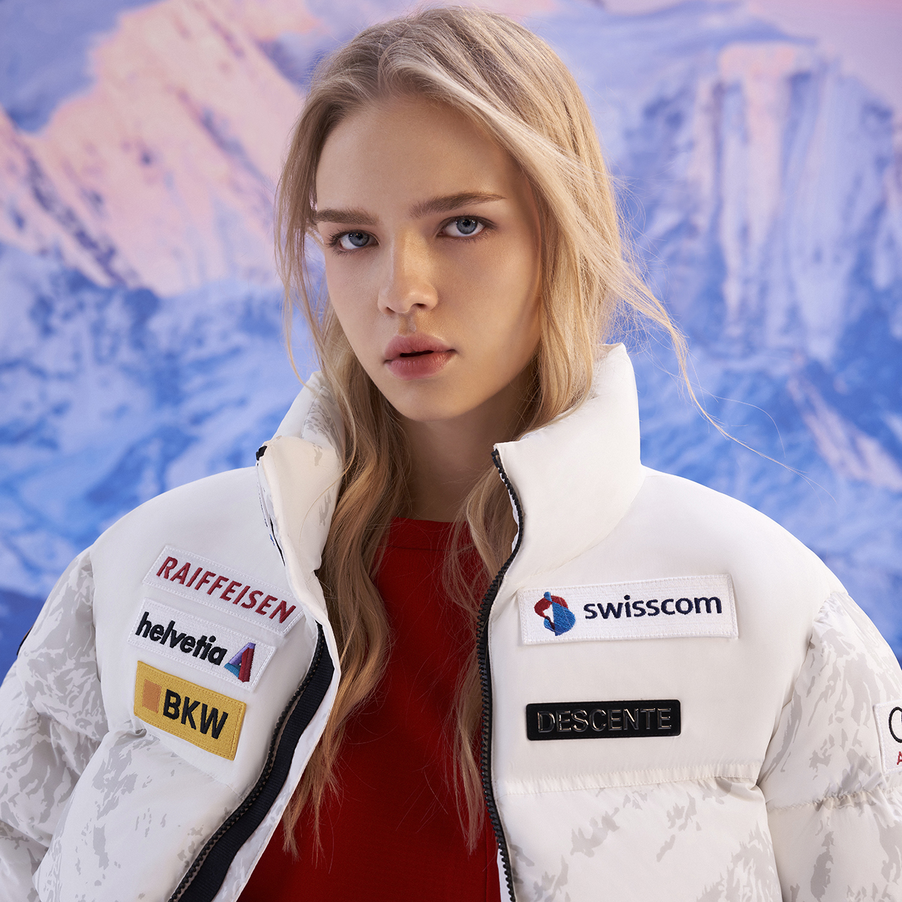 descente迪桑特瑞士国家滑雪联名男女女款时尚保暖运动羽绒服