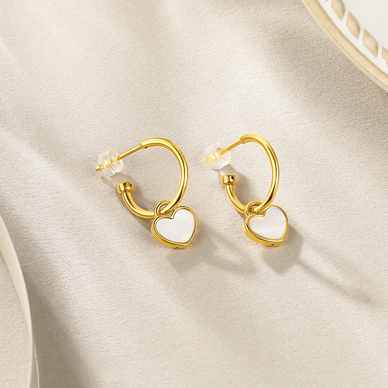 六桂福珠宝心动黄金耳钉女款时尚个性5d硬足金耳饰配耳迫耳堵