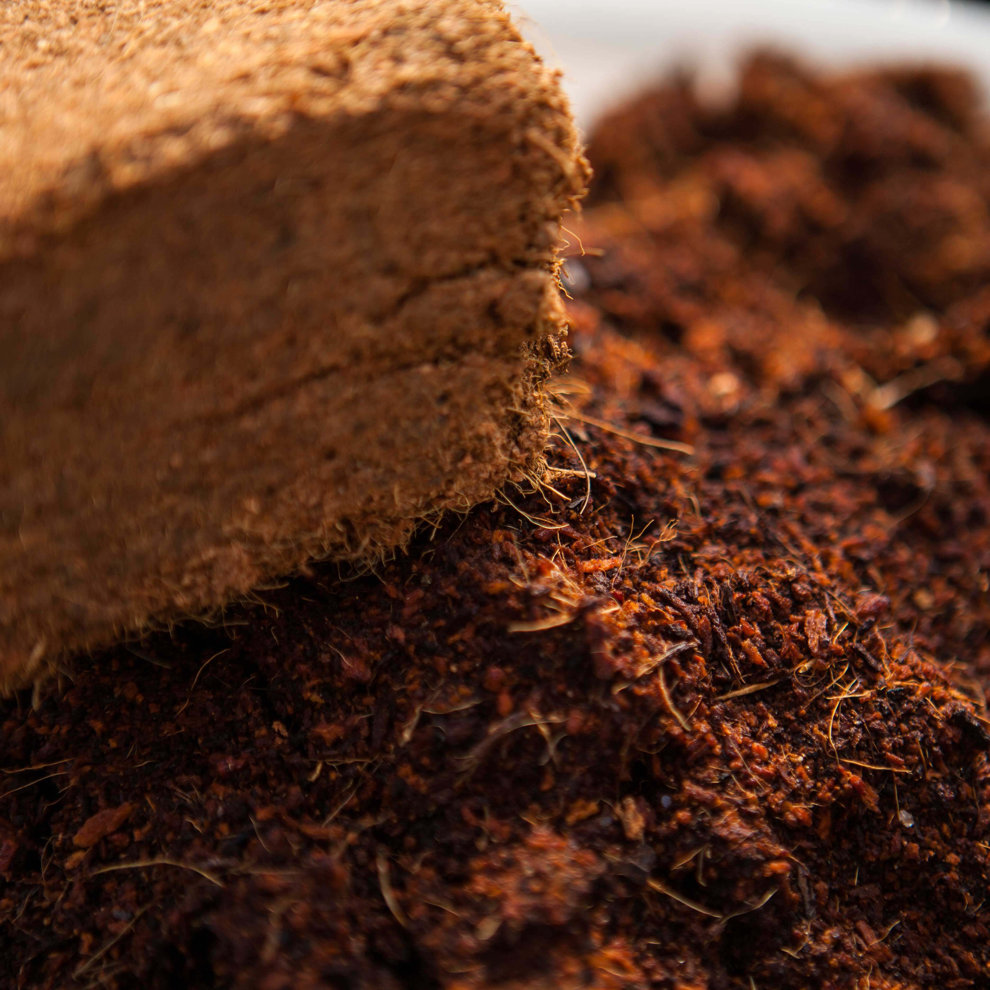 大块椰砖椰糠脱盐椰土耶砖养花种菜通用型爬宠介质