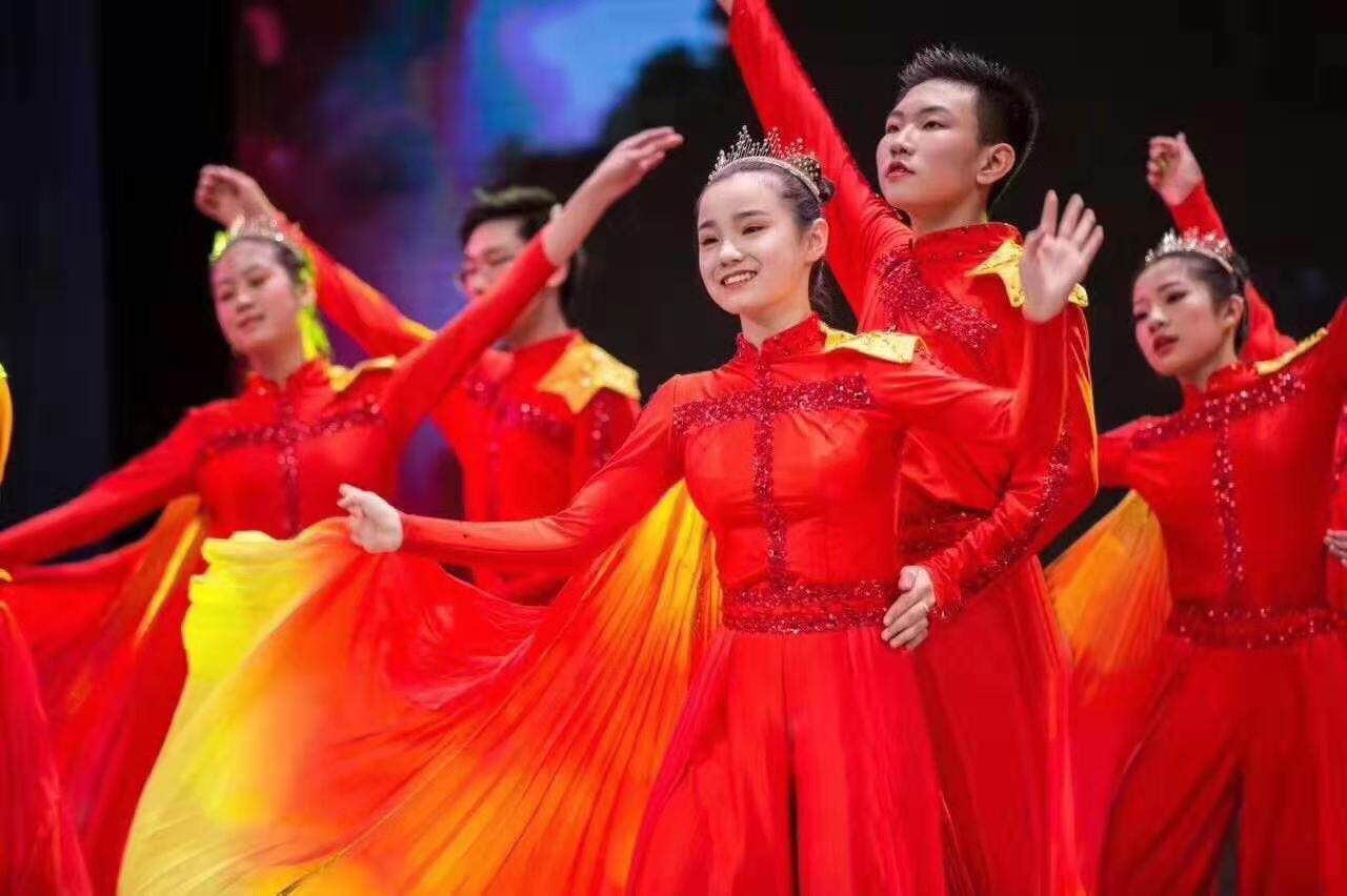 开场舞大摆裙我和我的祖国演出服合唱红歌大气开场舞舞蹈演出服装
