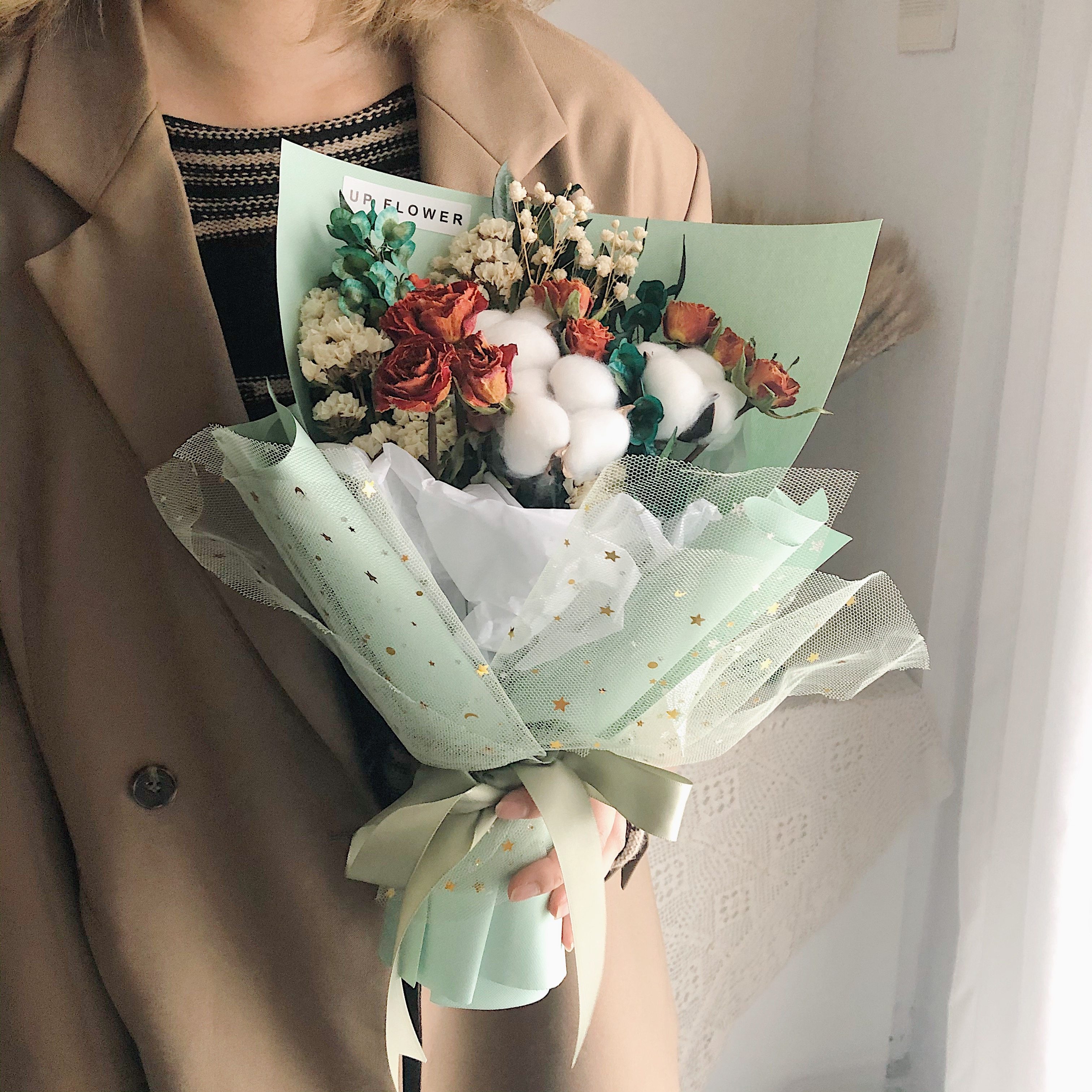 ins复古多头玫瑰干花花束文艺棉花生日拍照卡通花