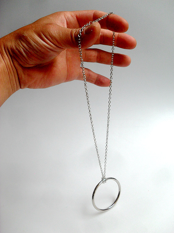 魔术街头表演道具明日日环喜结良缘魔结近景活动魔术道具