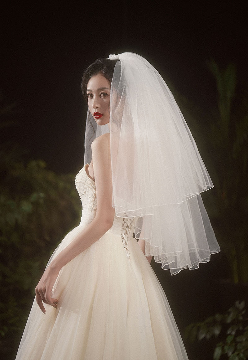 新娘头纱双层遮面短款韩式素纱婚纱面纱影楼拍照款蓬蓬款头饰配饰
