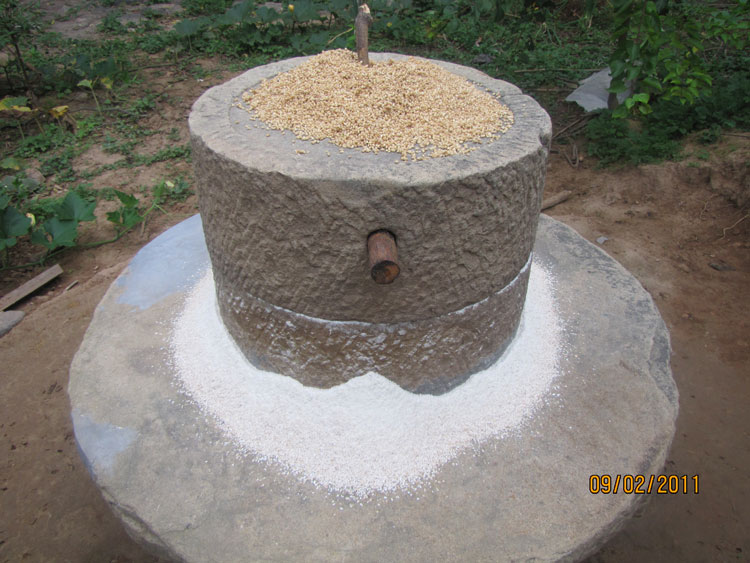 面粉返璞归真石磨小麦农家自磨原味面粉