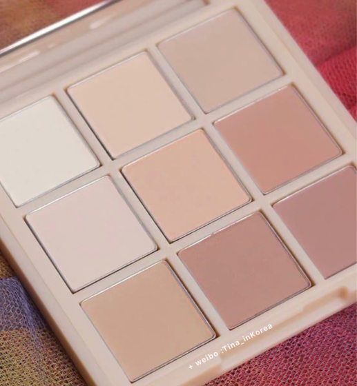 South Korea 3CE 2020 Spring New Matte Naked Color Series Nine Palace Eyeshadow Plate Daily Natural #DEAR NUDE South Korea 3CE 2020 Spring New Matte Naked Color Series Nine Palace Eyeshadow Plate Daily Natural #DEAR NUDE