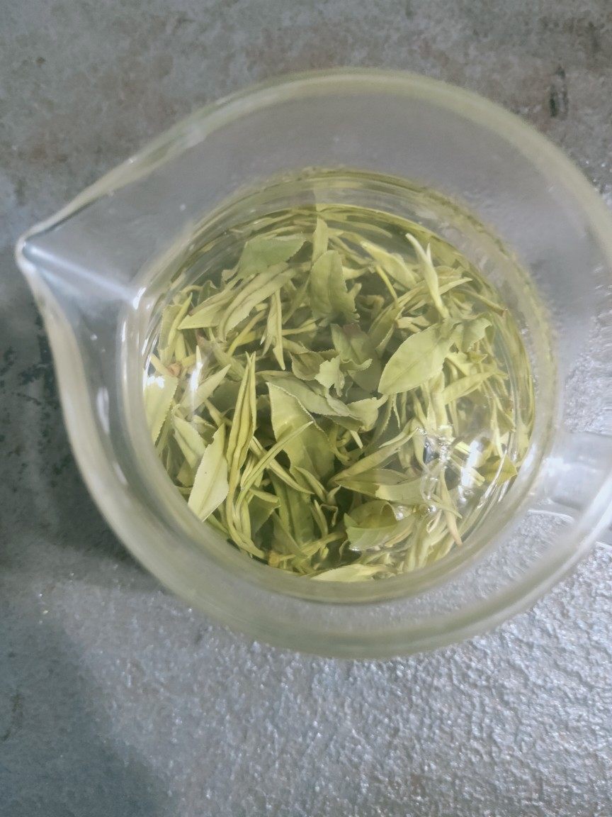 绿茶2022烘青手工后半形明揉捻毛峰新茶叶黄山其它绿茶