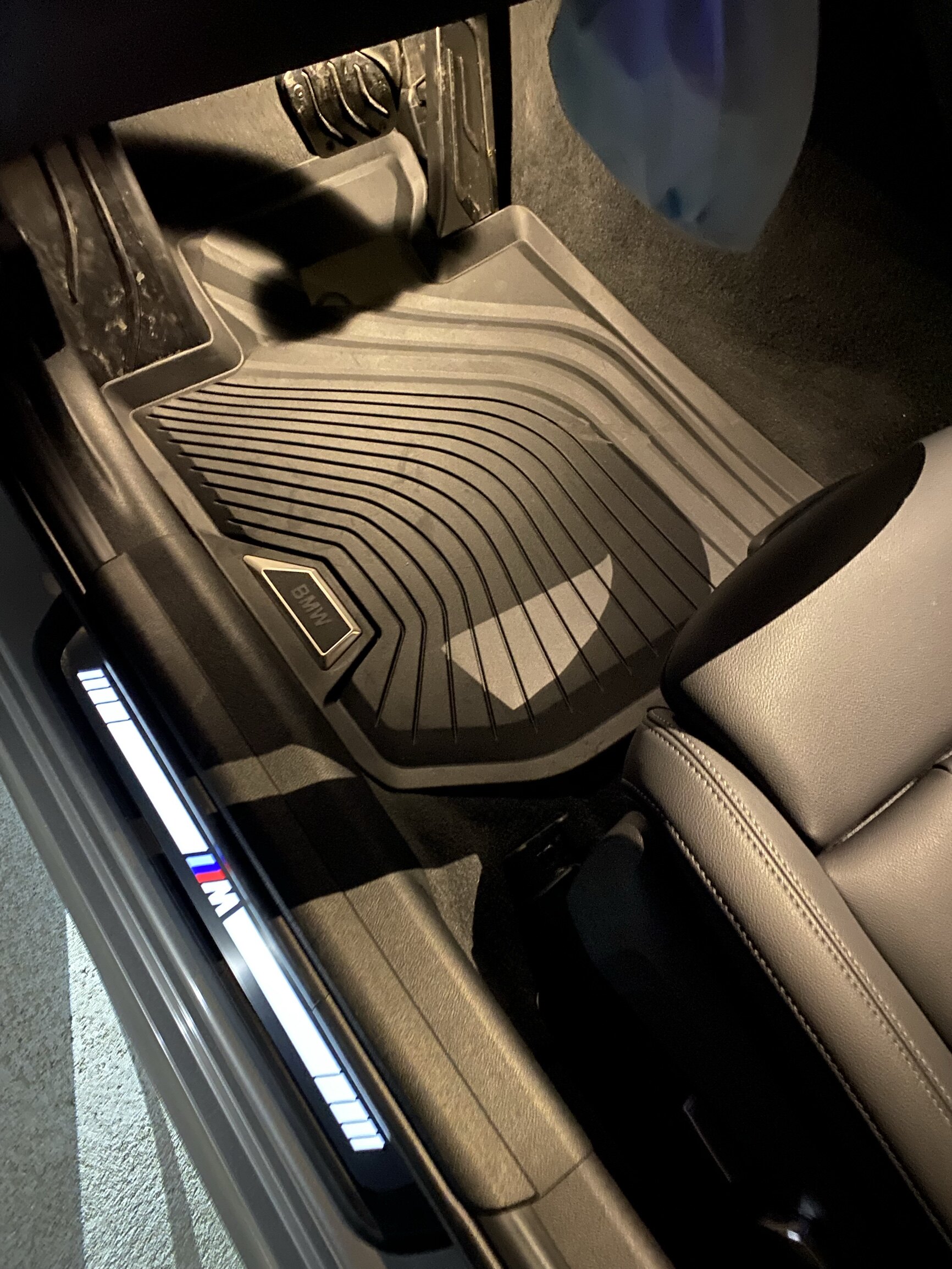 bmw宝马原厂g20g28m3黑色橡胶脚垫全天候专车专用脚垫