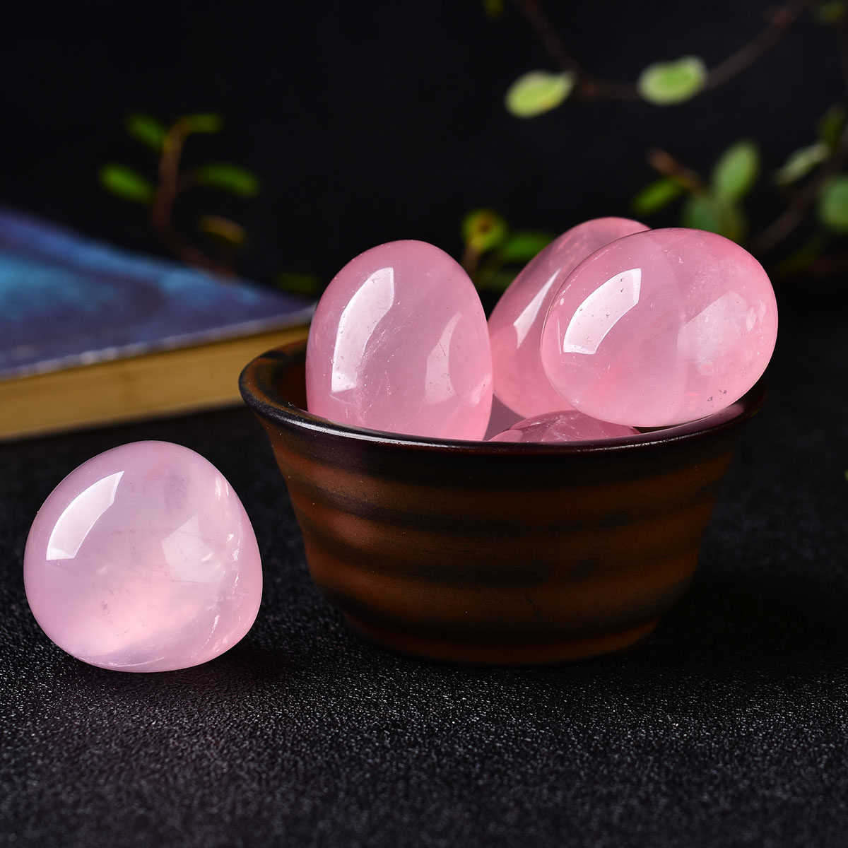 天然粉晶碎石颗粒摆件马达加斯加粉原石鱼缸奇石