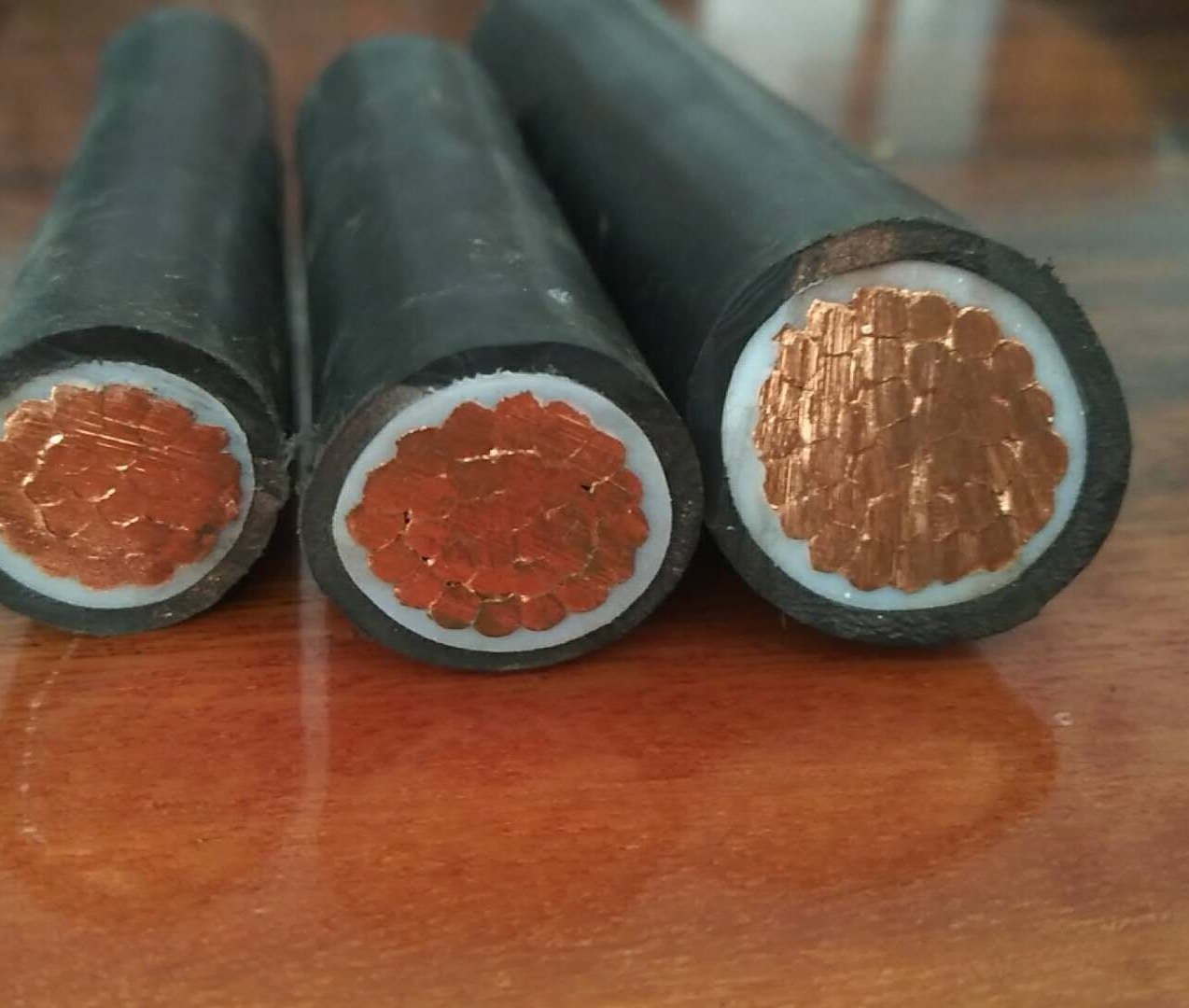 国标电缆电力户外400平方单相架空yjv铜芯缆线护套线