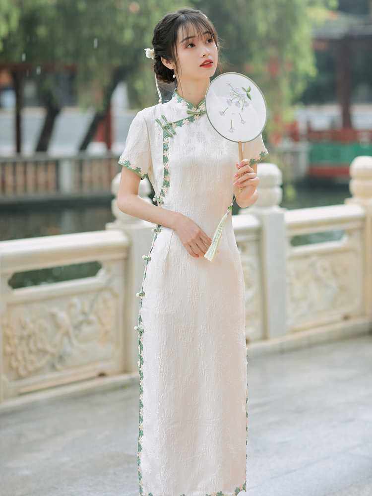 苏式波浪裙摆绿色年轻少女改良旗袍2022夏季旗袍