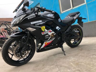 二手地平线s款跑车川崎小忍者250cc双缸水冷趴赛重机车街车摩托车