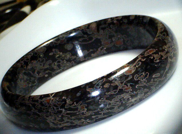 梅花玉手手镯马年春暖花开洛阳汝阳天然正宗玉石手饰