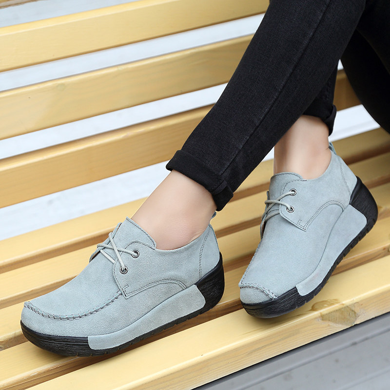 绿色厚底鞋女洋气中年女士软底松糕帆布鞋