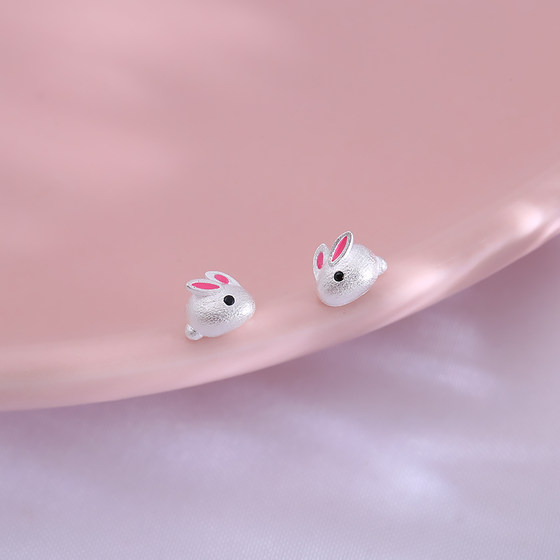 Korean version of soft cute s925 sterling silver white rabbit earrings female cute animal small fresh three -dimensional rabbit earrings small Korean version of soft cute s925 sterling silver white rabbit earrings female cute animal small fresh three -dimensional rabbit earrings small