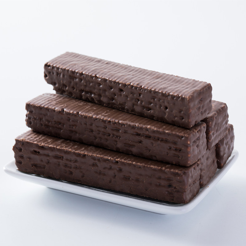 黑白巧克力威化饼干 果味威化饼组合1000g 零食整箱批发巧克力味