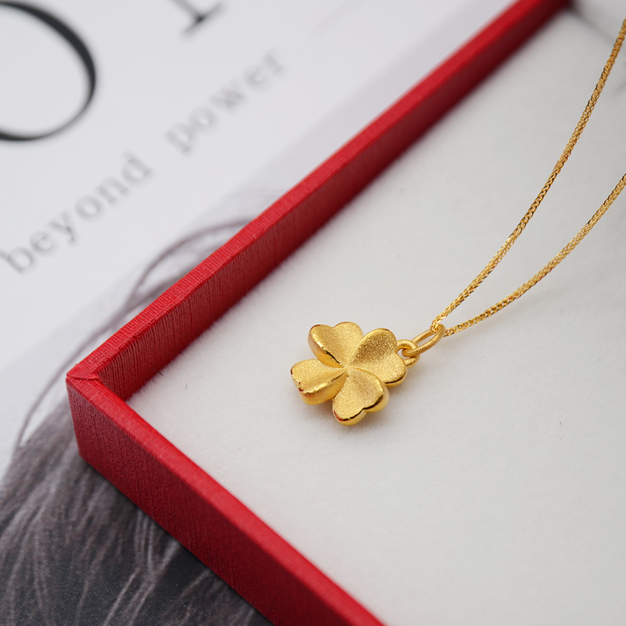 黄金项链足金四叶草吊坠3d硬金锁骨套链时尚颈饰