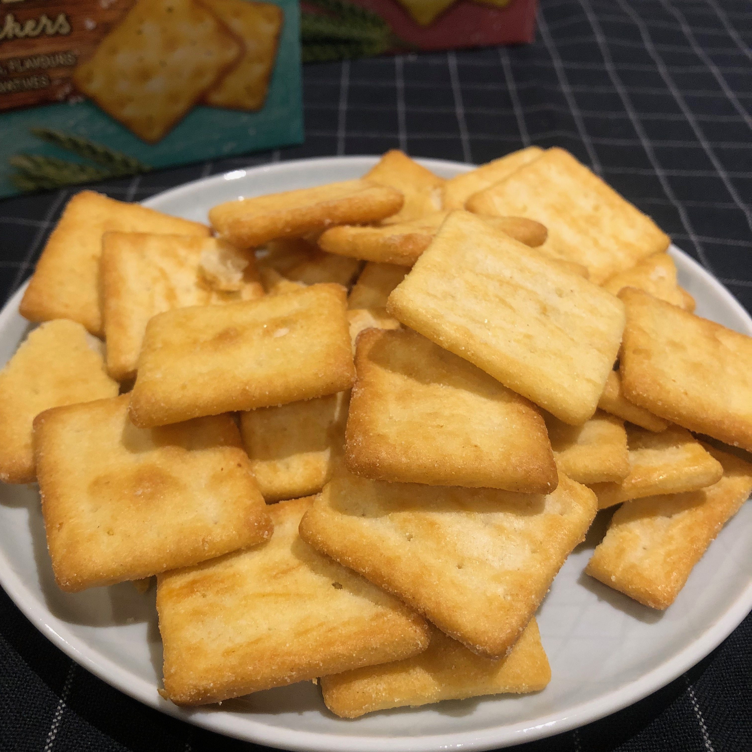 澳洲代购thenaturalcracker农家干酪酥性饼干盐醋蜂蜜酱油160g