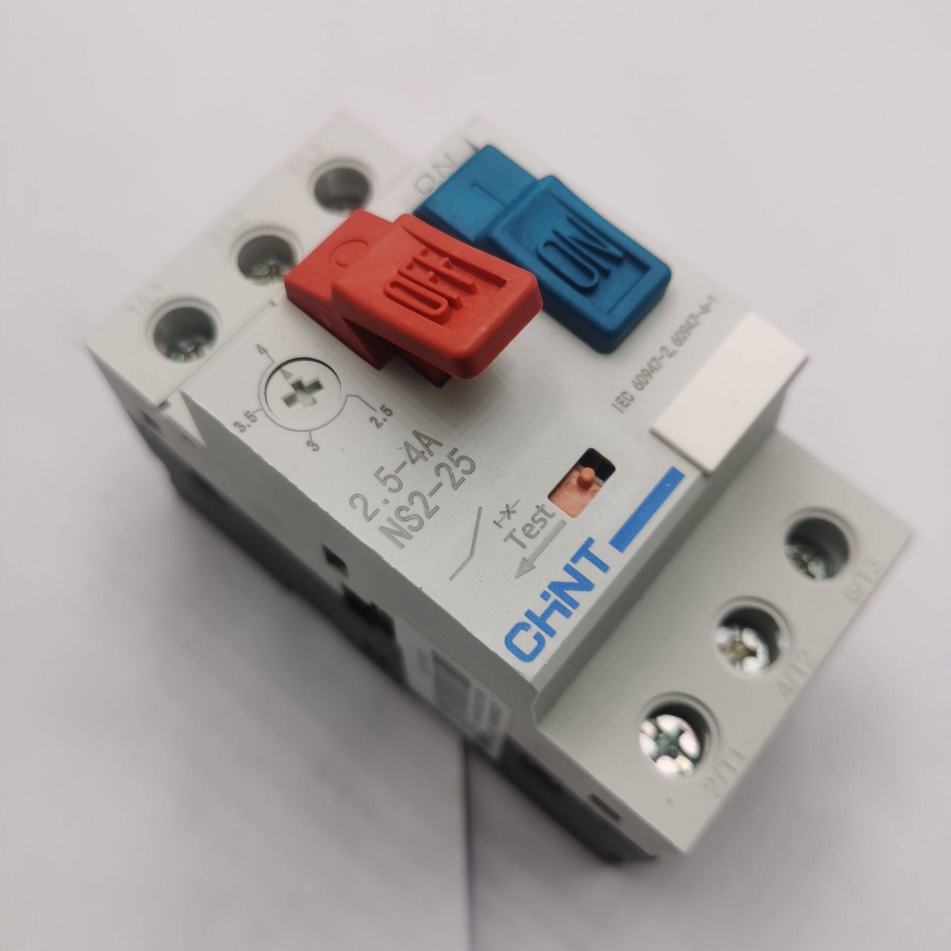 正泰断路器马达保护器ns225电动机控制gv2ns280b低压断路器