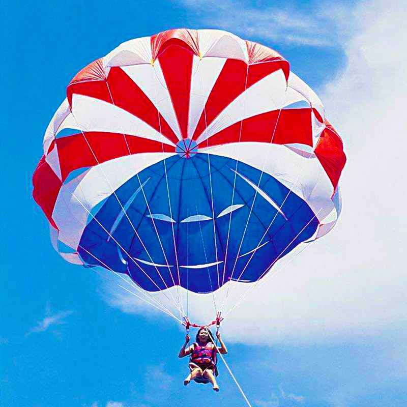 菲律宾长滩岛旅游降落伞拖拽伞单双人摩托艇水上玩乐项目拖翼曳伞