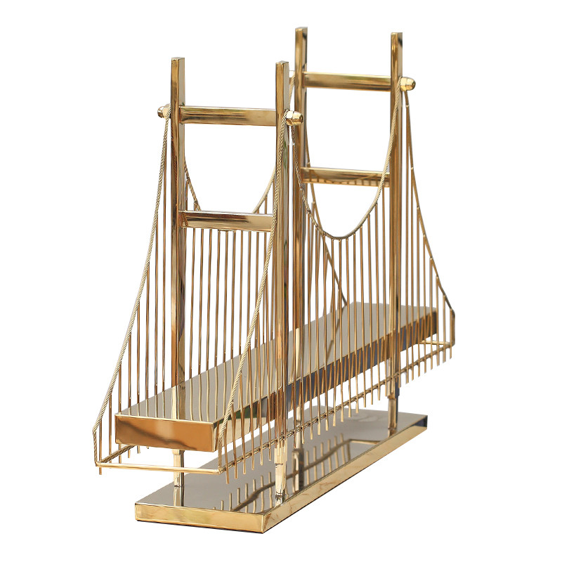 样板房客厅简约现代金属吊桥钛金伦敦桥大型桌面摆件概念建筑物
