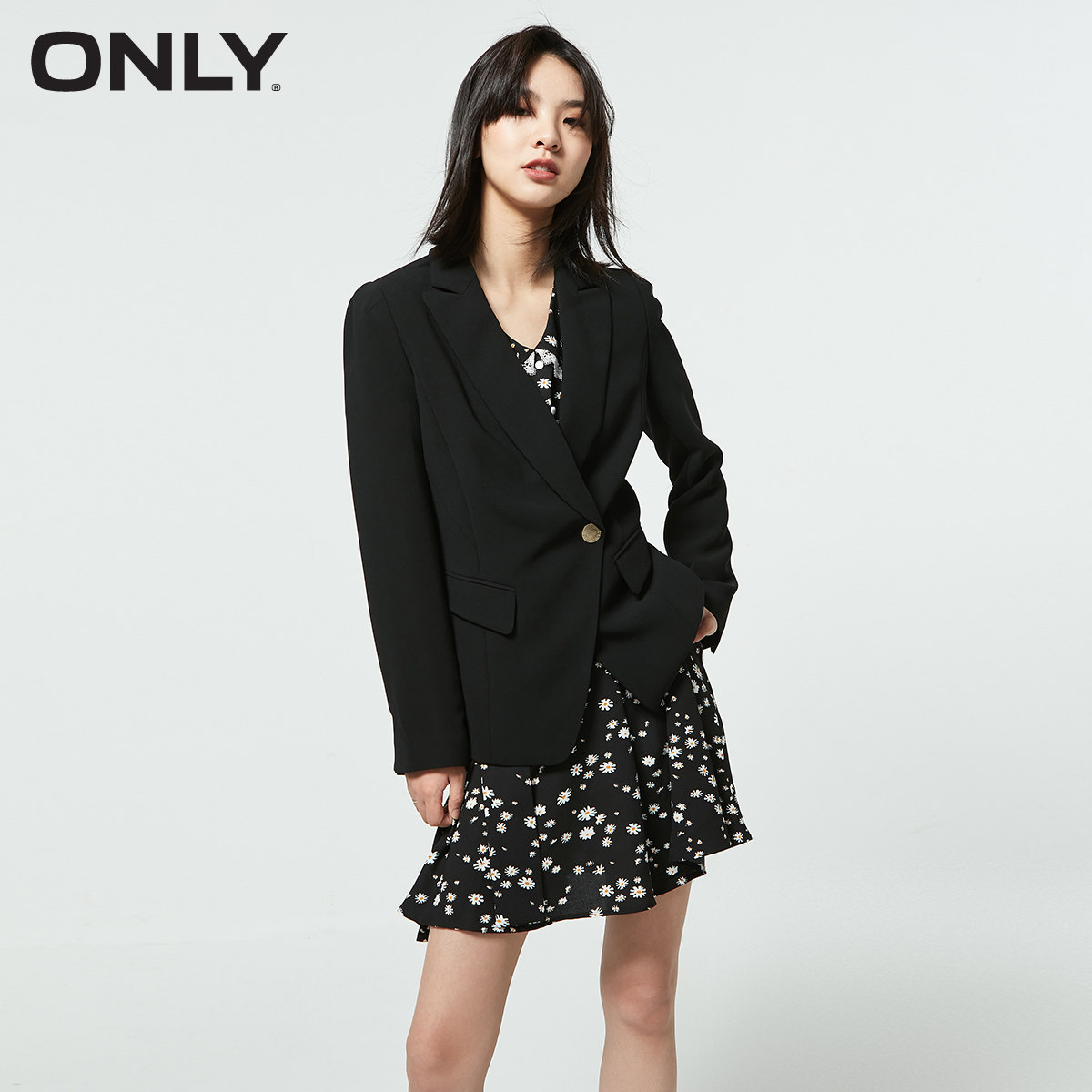 only2020秋季新款时尚收腰复古工装简约西服外套西装
