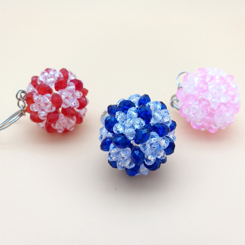 手工串珠制作水晶双色绣球钥匙背包书包手机创意礼品