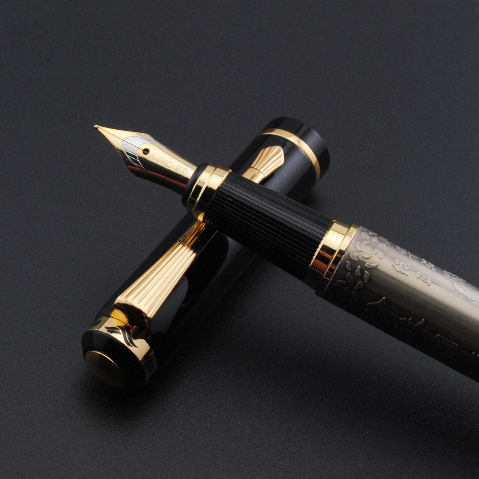 保尔中型尖细高级铱金笔宝珠复古金属八骏图三色钢笔