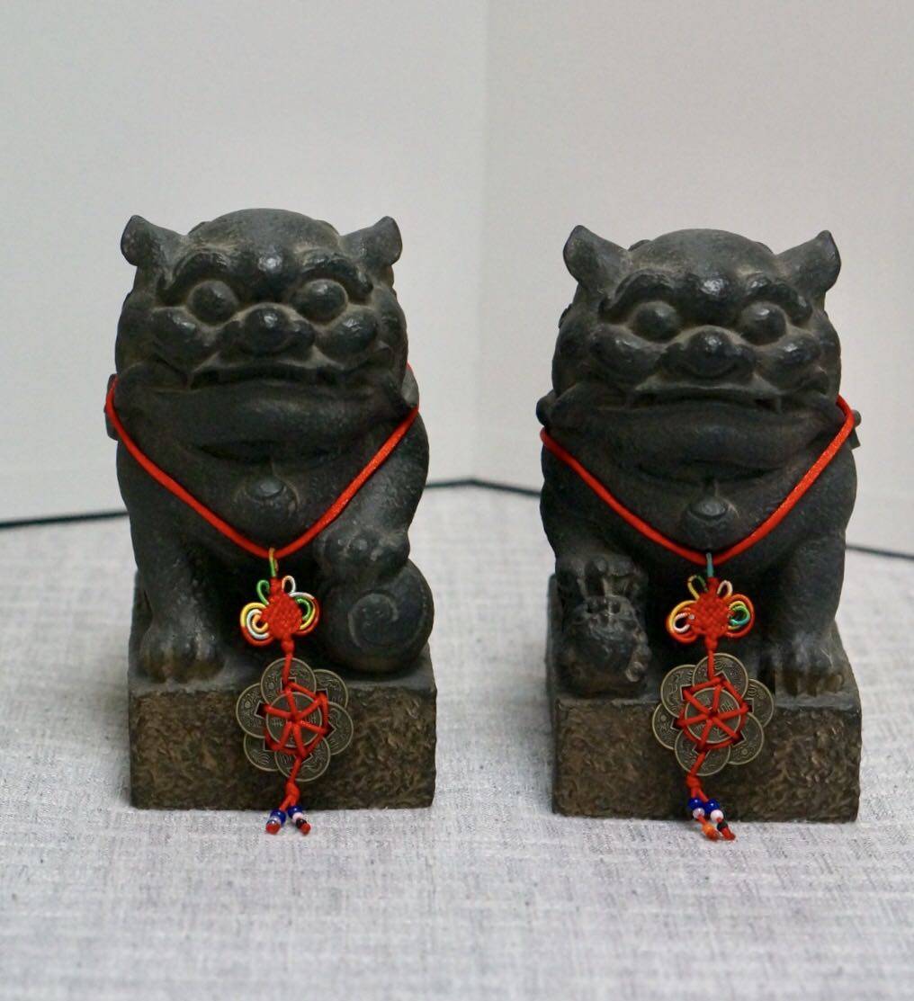 林昭发黑胆石石狮一对镇宅摆件