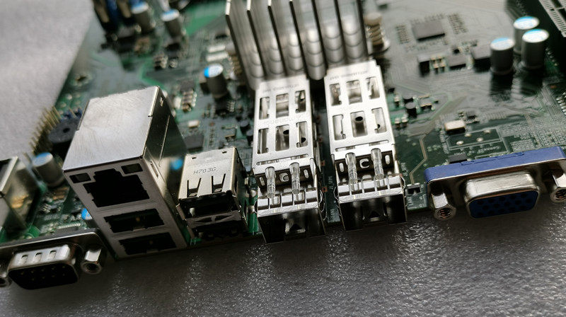 超微x10drdintp服务器主板c612芯片组板载u.2接口主板