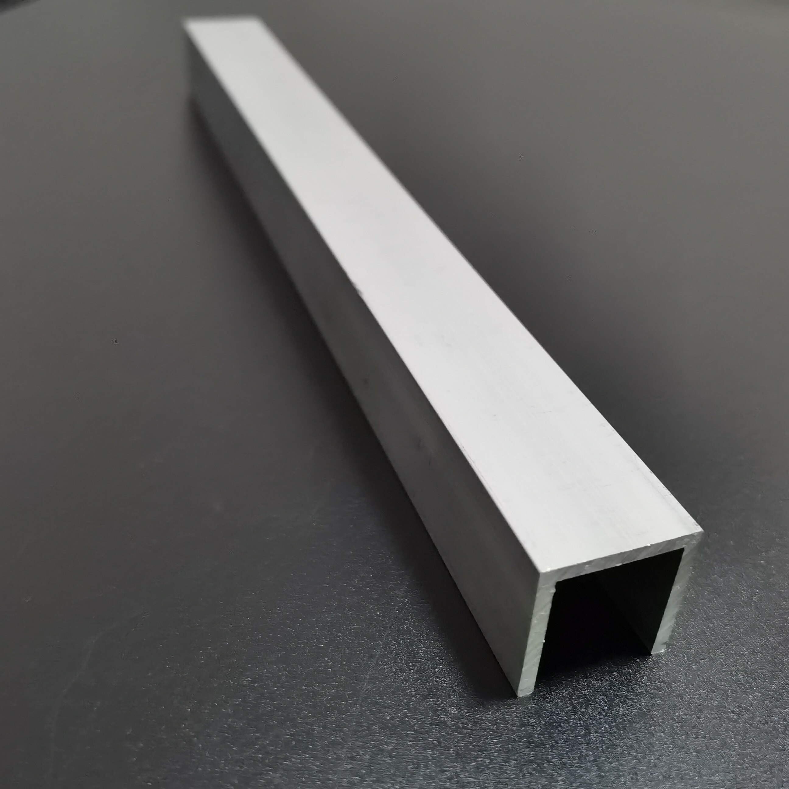 铝合金型槽2mm内槽20mm导轨滑轨槽铝玻璃固定铝材