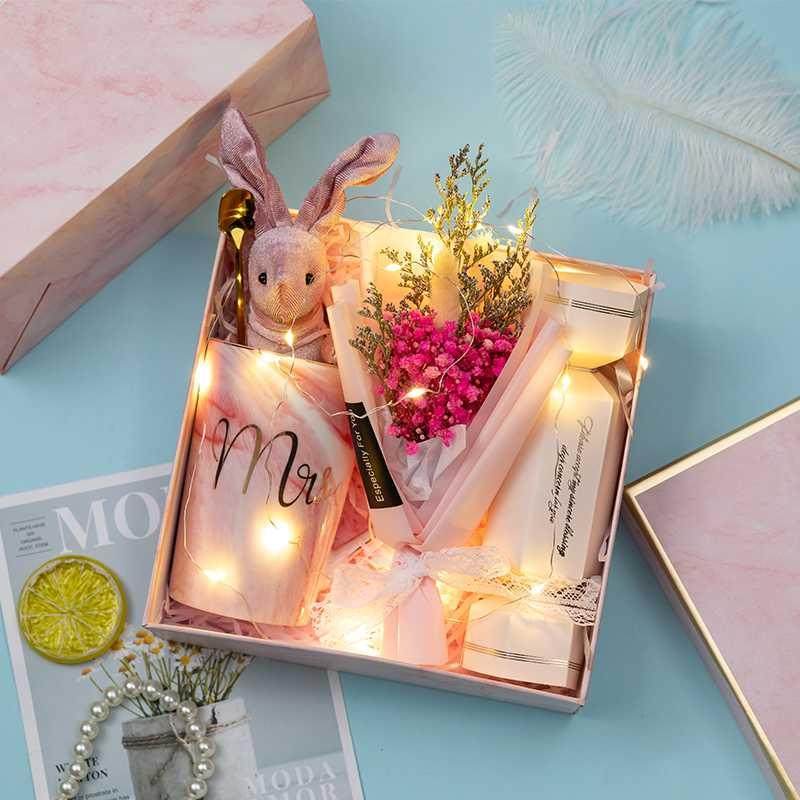 情人节礼物女朋友暖男伴手礼女伴娘高端实用仪式创意礼盒