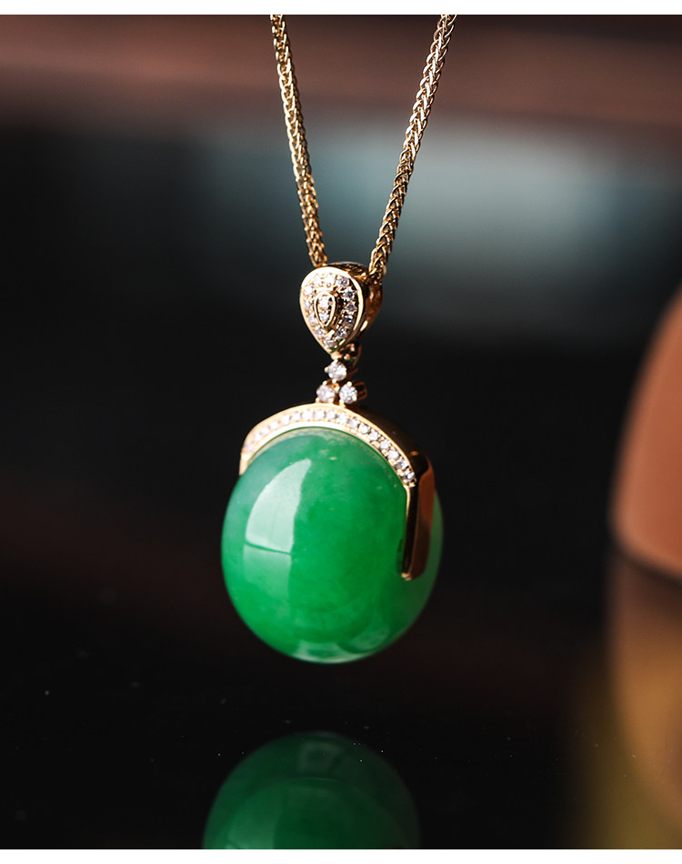 镶嵌挂件路路通翡翠设计金镶嵌18k满绿珠宝吊坠颈饰