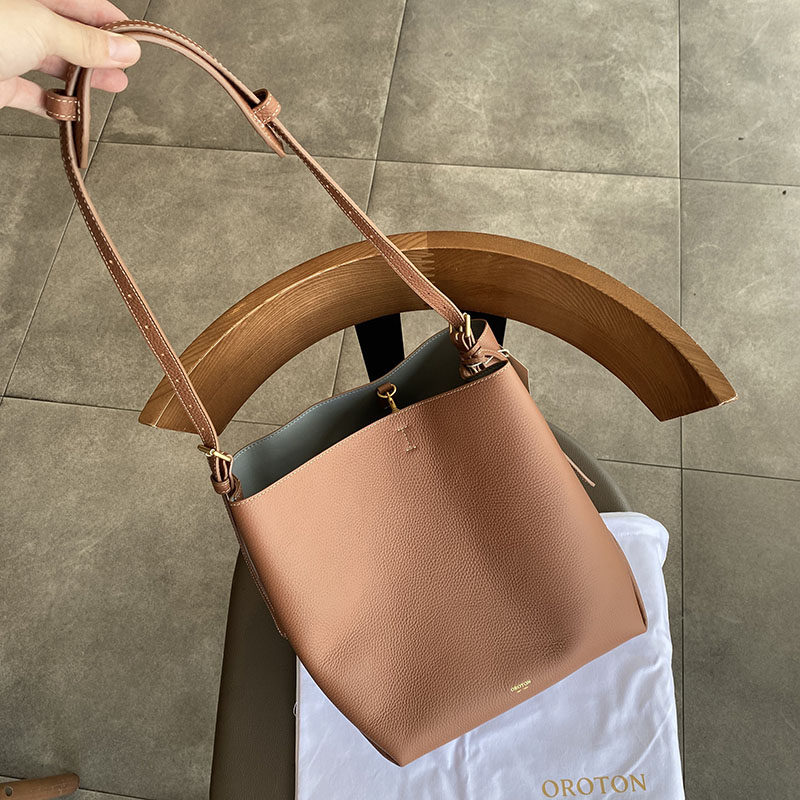 现货澳洲oroton水桶包女大容量包包真皮单肩包百搭女士包袋
