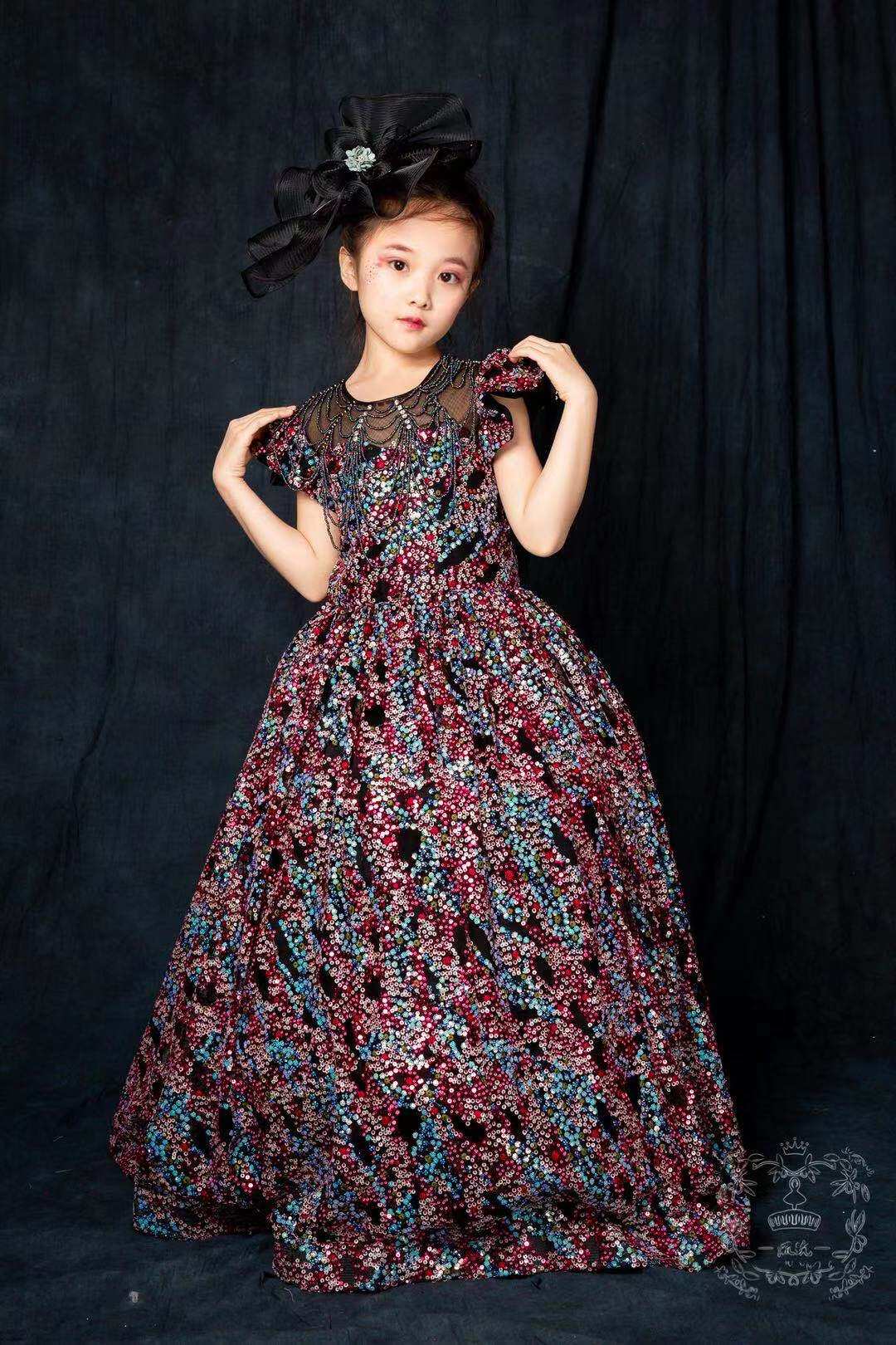 出租出售新款女童礼服重工公主模特走秀主持儿童礼服