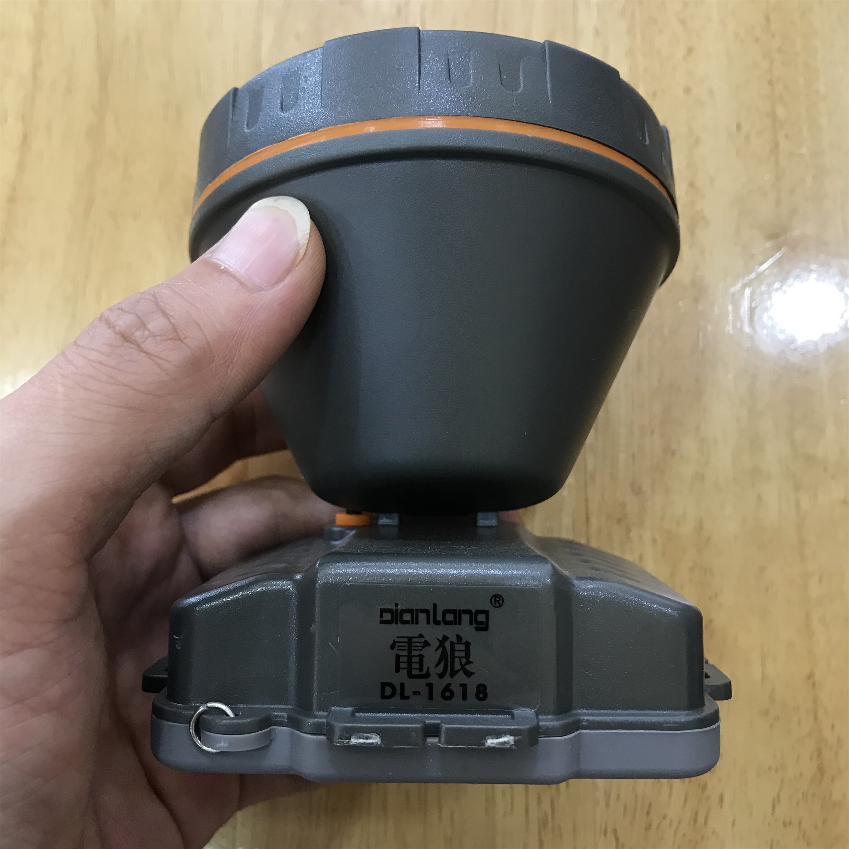 电狼1618双锂电led充电头灯t6超亮强光防水头灯