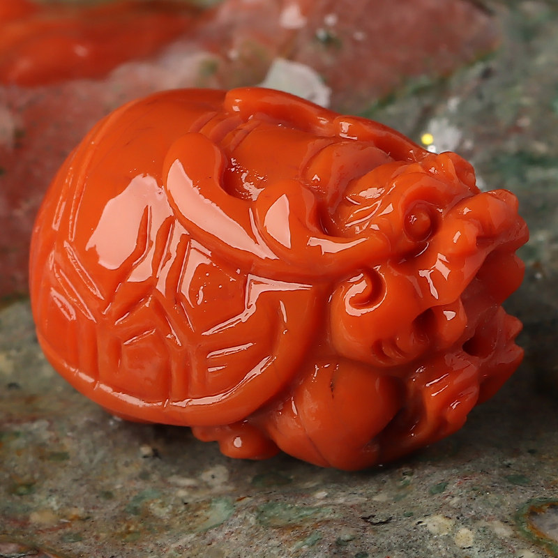 南红玛瑙龙龟吊坠男款保山柿子肉质饱满细腻项坠