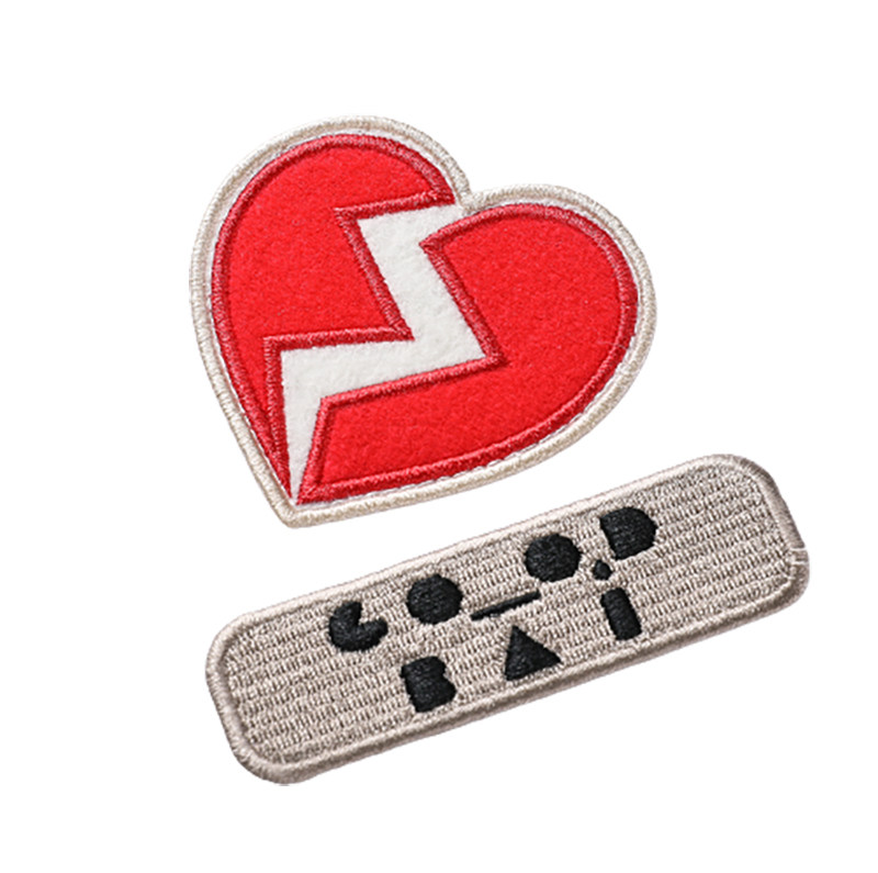 白敬亭同款恤贴破碎爱心创可贴可拆卸刺绣魔术goodt恤