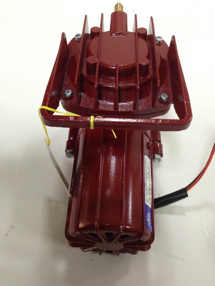 12v增氧泵接电瓶电瓶车车载氧气气泵hz035a直流冲氧泵