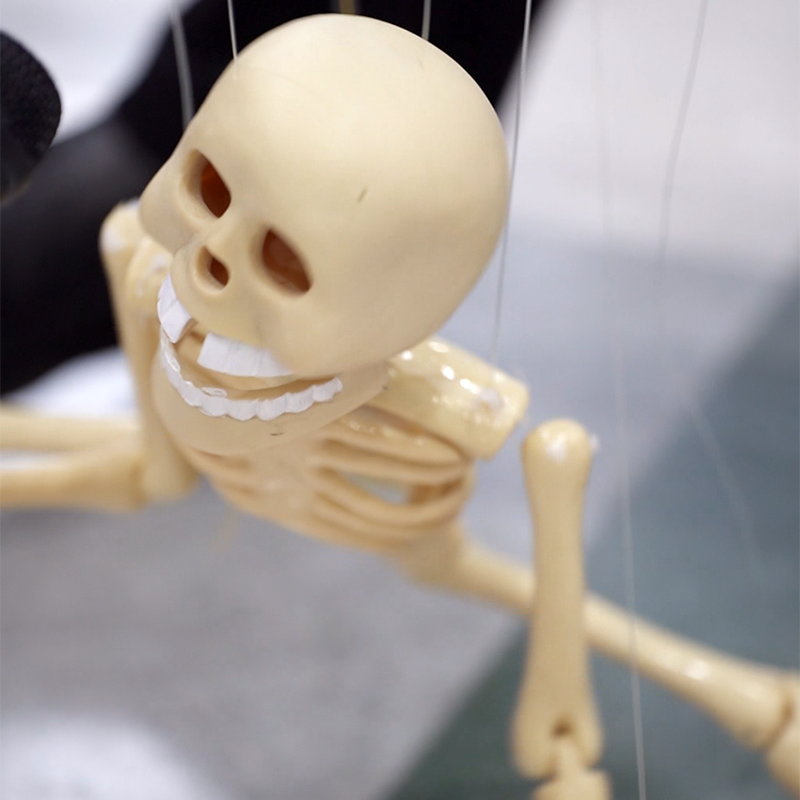 关节提线骷髅木偶吊线傀儡街头卖艺活动现场木偶