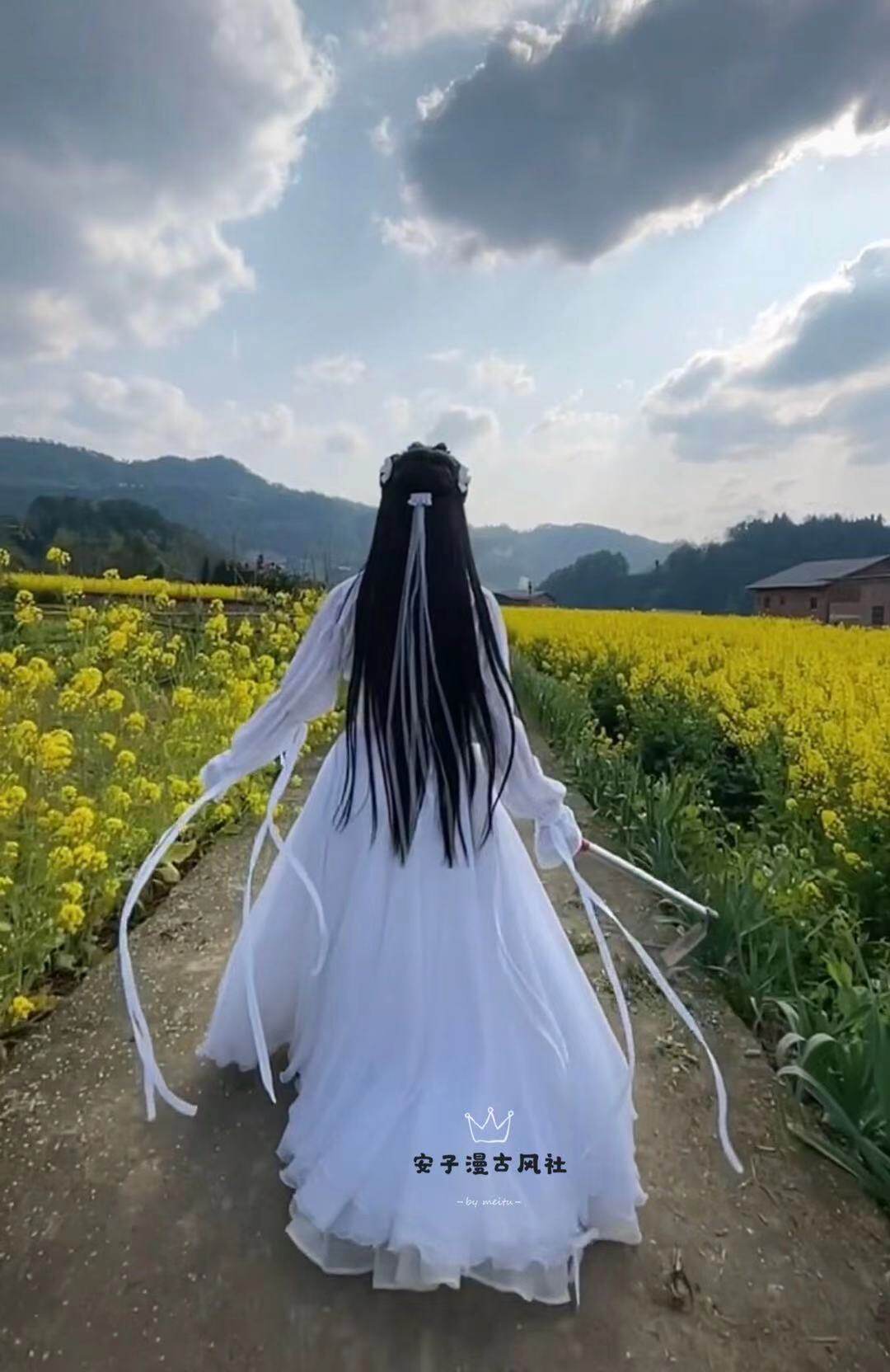 古风古装安子神雕侠侣刘亦菲小龙小龙女女同收口骑马民族服装